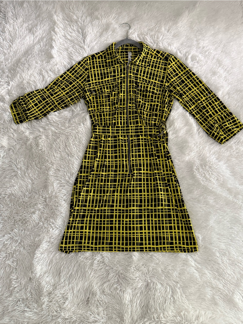 NY Connection Wrap Yellow Black Midi Dress Belt Zip Front Silver Accents GREAT!